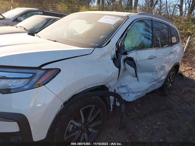 2019 HONDA PILOT ELITE VIN: 5FNYF6H00KB010945
