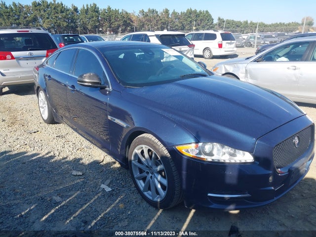 2011 JAGUAR XJ SAJWA1CB2BLV07592 Photo 0