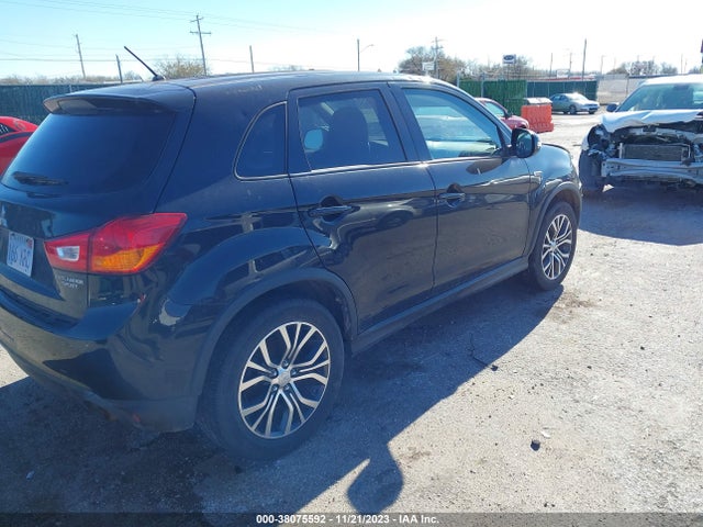 JA4AP3AU1GZ031731 Mitsubishi Outlander Sport 2.0 Es