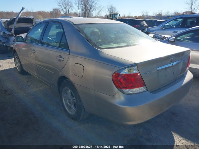 2005 TOYOTA CAMRY LE VIN: 4T1BE32K95U033570
