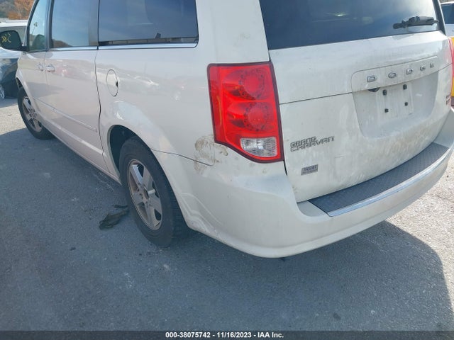 2011 DODGE GRAND CARAVAN CREW VIN: 2D4RN5DG8BR679203