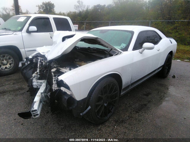 Dodge Challenger Sxt 2017 2C3CDZAGXHH536130 Image 2