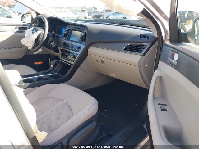 2016 HYUNDAI SONATA SE VIN: 5NPE24AF7GH310508