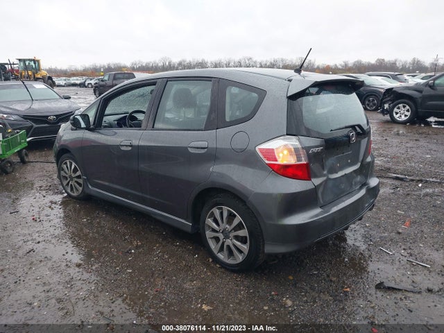 2013 HONDA FIT SPORT VIN: JHMGE8H54DC024870