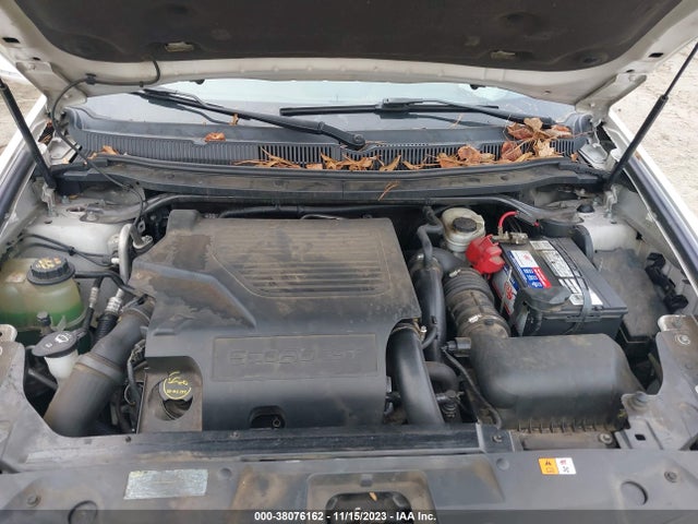 2010 LINCOLN MKT ECOBOOST VIN: 2LMHJ5AT0ABJ18376