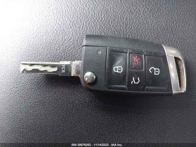 3VW4T7AU9GM058809 Volkswagen Golf Gti Se 4-door