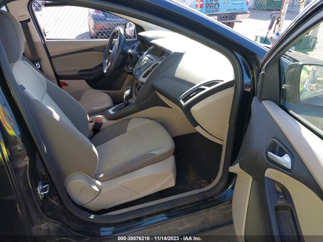 Ford FOCUS SE 2014 1FADP3F20EL416309 Image 5