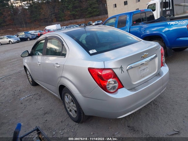 Chevrolet Sonic Lt Auto 2015 1G1JC5SG2F4164329 Image 3