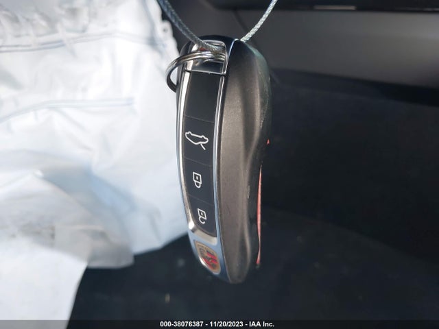 2022 PORSCHE 911 WP0AD2A92NS255200 Photo 10