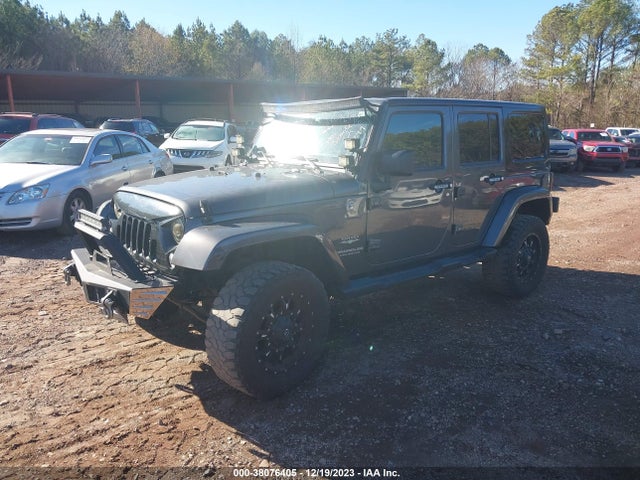 1C4HJWEG6EL233749 Jeep Wrangler Unlimited Sahara