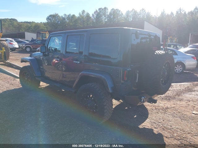 1C4HJWEG6EL233749 Jeep Wrangler Unlimited Sahara