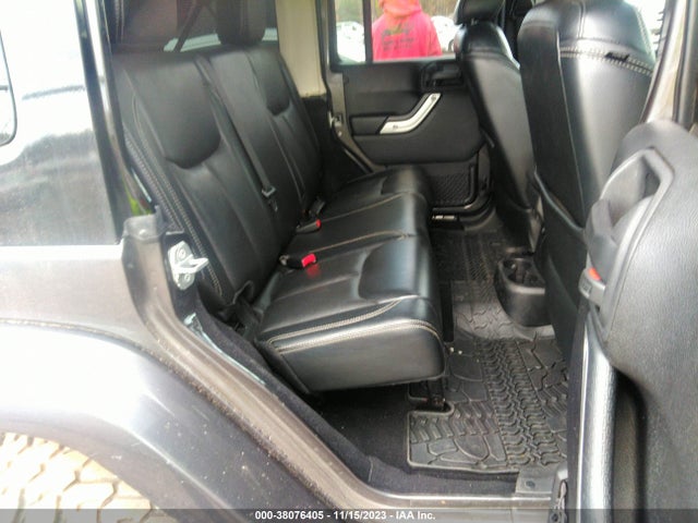 1C4HJWEG6EL233749 Jeep Wrangler Unlimited Sahara