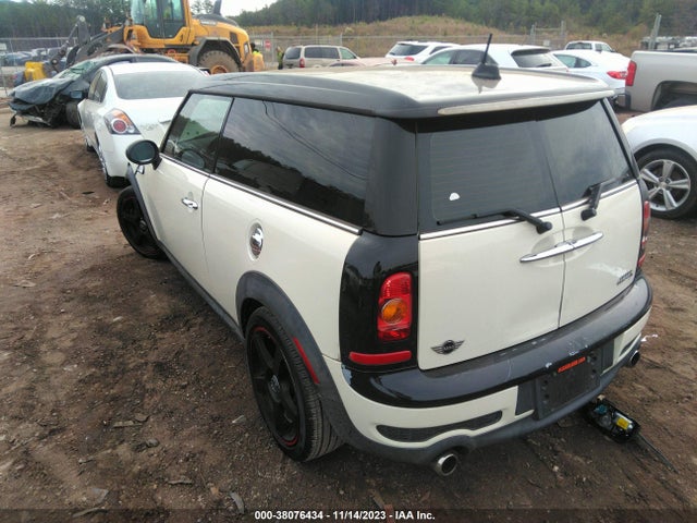 2008 MINI COOPER S CLUBMAN WMWMM33508TP87666 Photo 2