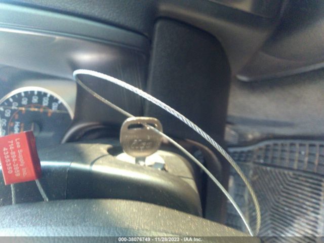 2007 HUMMER H3 5GTDN13E878156713 Photo 10