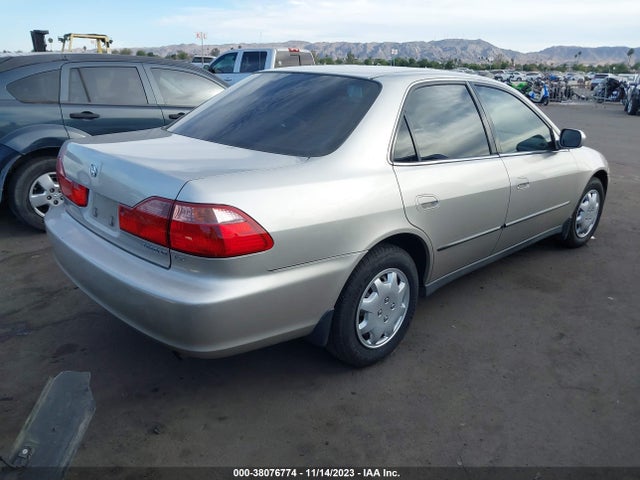 1999 HONDA ACCORD LX VIN: JHMCG5647XC041832