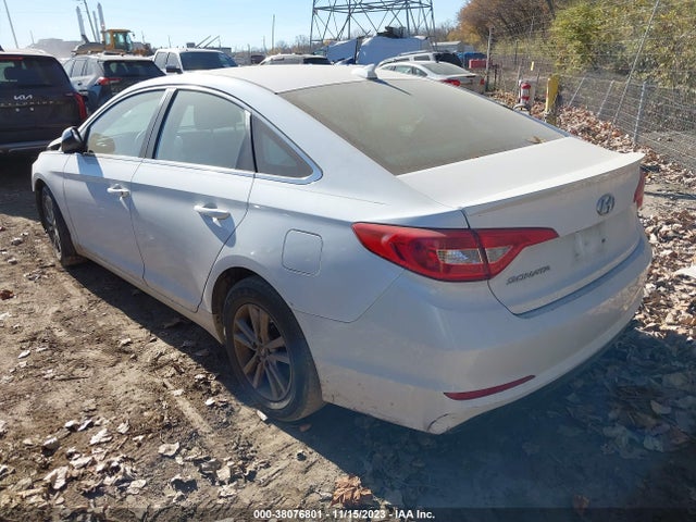 2016 HYUNDAI SONATA SE VIN: 5NPE24AF0GH288075