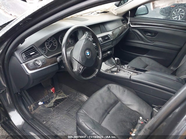 2011 BMW 528I VIN: WBAFR1C57BDS35422