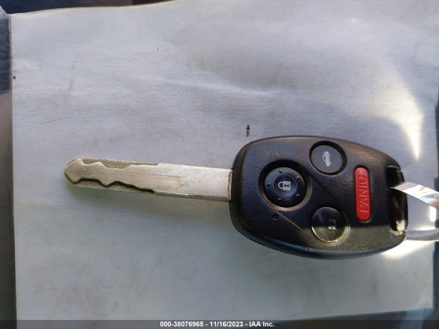 2010 HONDA CIVIC HYBRID VIN: JHMFA3F20AS000683