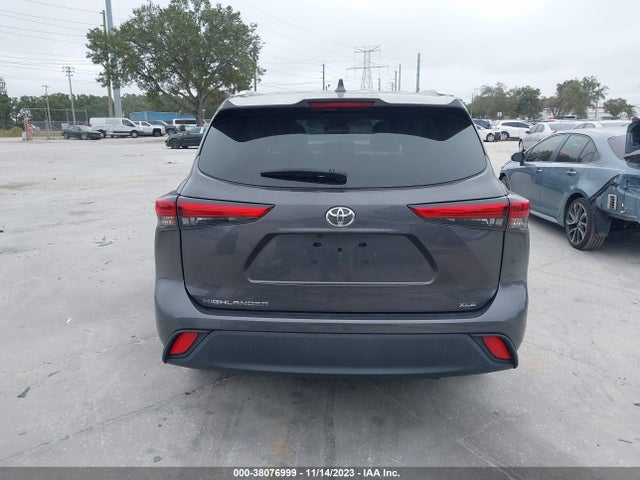 2021 TOYOTA HIGHLANDER XLE VIN: 5TDHZRAH2MS062360
