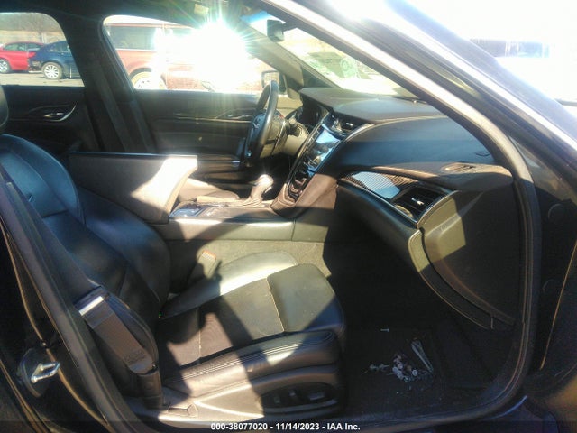 1G6AZ5SX6G0100781 Cadillac Cts Premium Collection