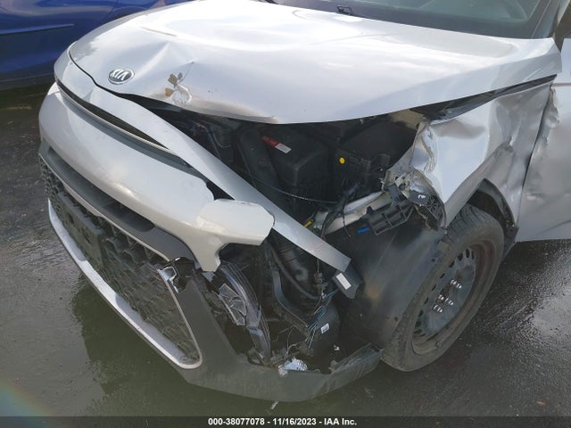 2020 KIA SOUL LX VIN: KNDJ23AU8L7118407
