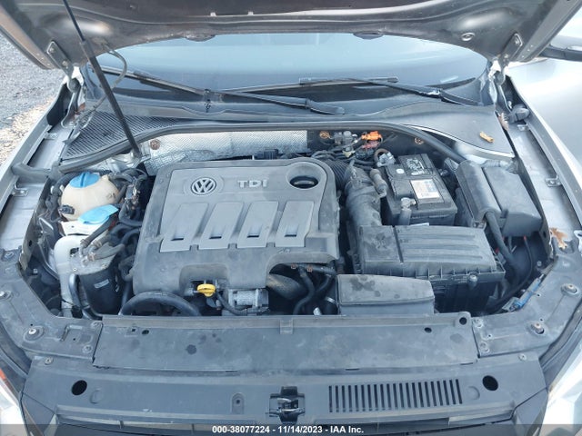 1VWCN7A37EC035914 Volkswagen Passat Tdi Sel Premium
