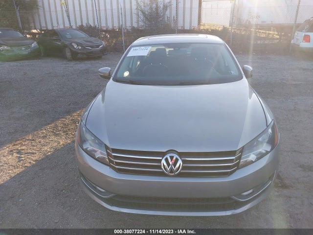 1VWCN7A37EC035914 Volkswagen Passat Tdi Sel Premium