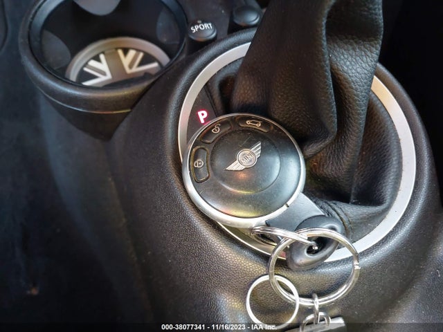2015 MINI CONVERTIBLE WMWZN3C52FT862691 Photo 10