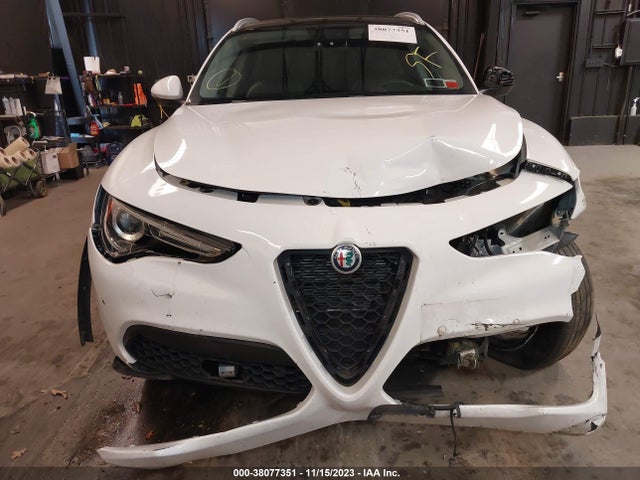 ZASPAKBN5K7C50061 Alfa Romeo Stelvio Ti Awd