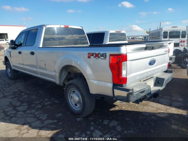 1FT7W2BT5KEC22829 Ford F-250 Xlt