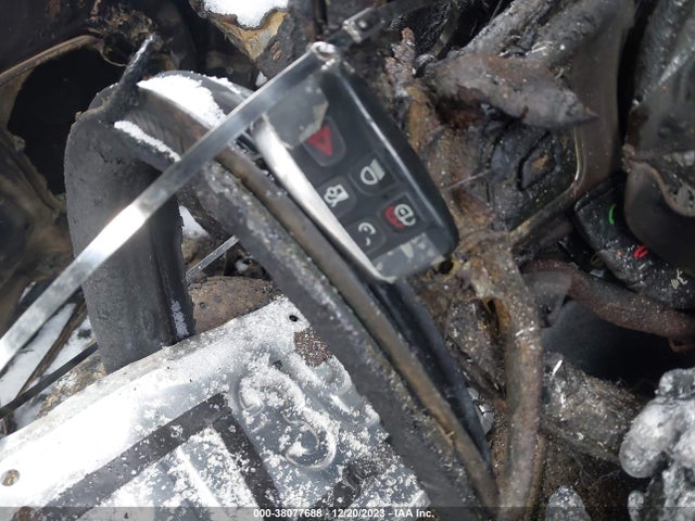 2013 JAGUAR XJ SAJWJ2GD2D8V45010 Photo 10