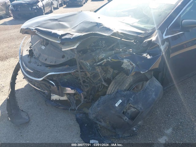 Chrysler 200 Limited 2015 1C3CCCAB1FN541547 Image 13