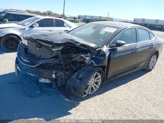 Chrysler 200 Limited 2015 1C3CCCAB1FN541547 Image 2