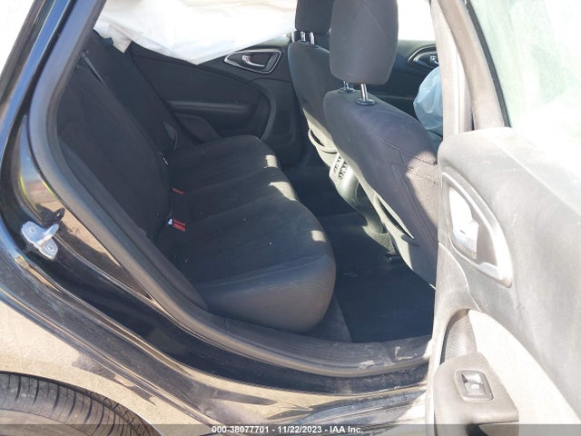Chrysler 200 Limited 2015 1C3CCCAB1FN541547 Image 8