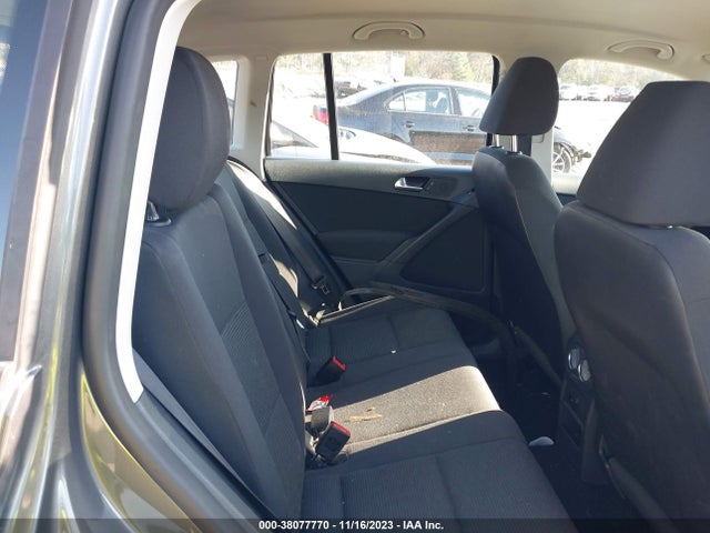 2012 VOLKSWAGEN TIGUAN S VIN: WVGAV7AX3CW004664