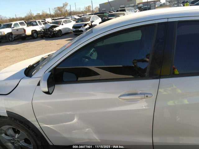 Honda HR-V LX 2016 3CZRU5H38GM730537 Image 14