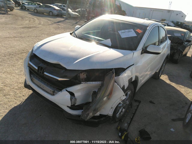 Honda HR-V LX 2016 3CZRU5H38GM730537 Image 2