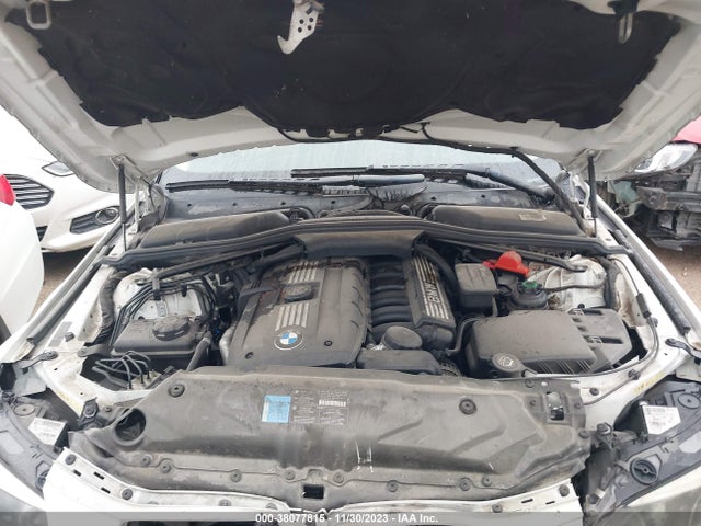 2008 BMW 528I VIN: WBANU53598CT05051