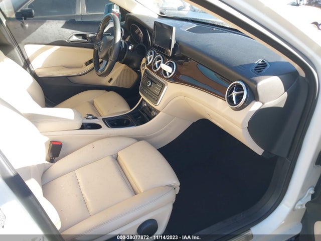 2016 MERCEDES-BENZ GLA 250 VIN: WDCTG4GB4GJ243316