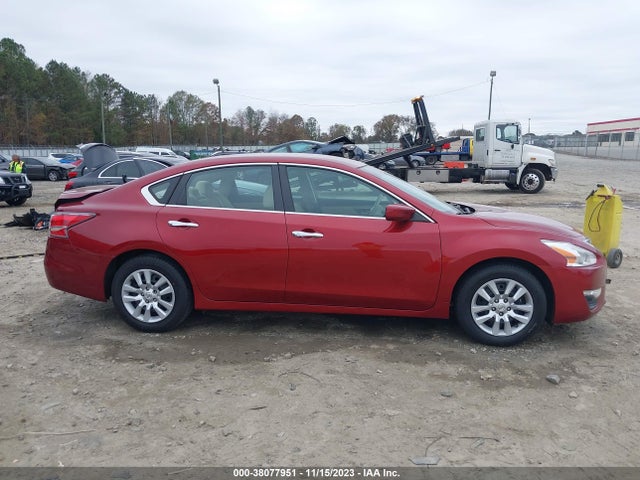 Nissan Altima 2.5 S 2015 1N4AL3AP8FC179930 Image 13