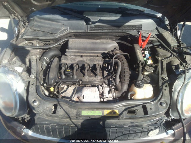 2010 MINI COOPER S CLUBMAN WMWMM3C51ATZ33577 Photo 9