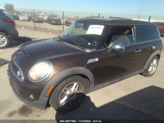 2010 MINI COOPER S CLUBMAN WMWMM3C51ATZ33577 Photo 1