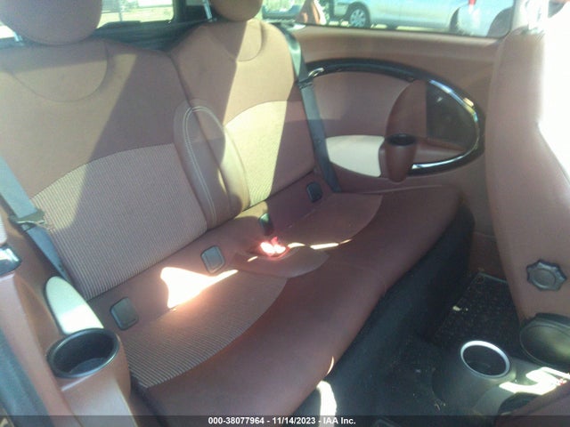 2010 MINI COOPER S CLUBMAN WMWMM3C51ATZ33577 Photo 7