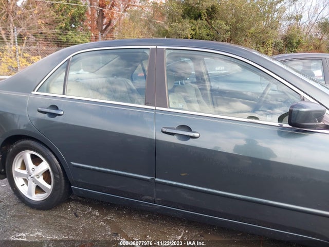 2005 HONDA ACCORD 2.4 EX VIN: 1HGCM56745A155866