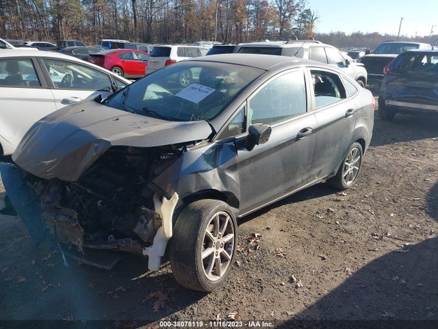 Ford FIESTA SE 2019 3FADP4BJ1KM138503 Image 2