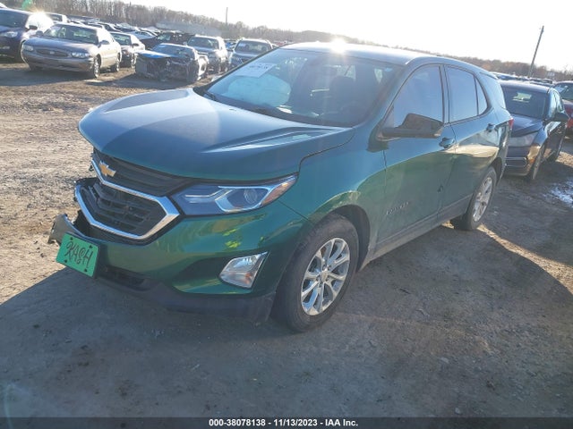 Chevrolet EQUINOX LS 2018 2GNAXHEV8J6228167 Image 2