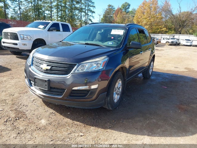 Chevrolet Traverse Ls 2015 1GNKRFKD9FJ219129 Image 2