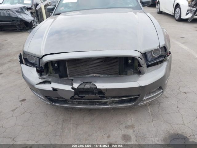 1ZVBP8EM2E5213098 Ford Mustang V6