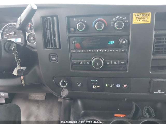Chevrolet Express 2500 Work Van 2019 1GCWGAFP5K1273223 Image 11