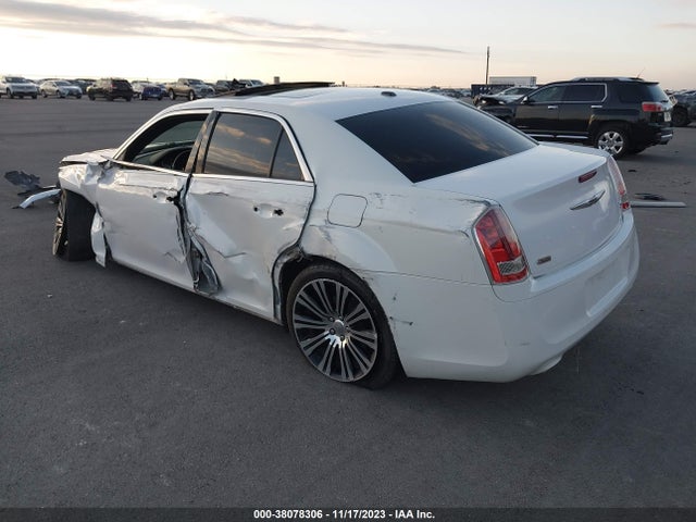 Chrysler 300 S 2014 2C3CCABG8EH161613 Image 3